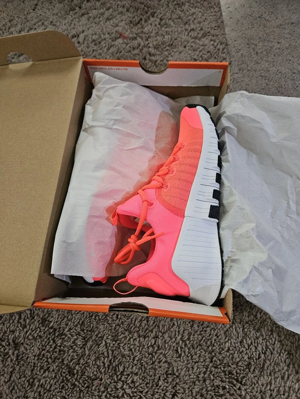 Nike Womens' Free Metcon 6 - Hot Pink/White